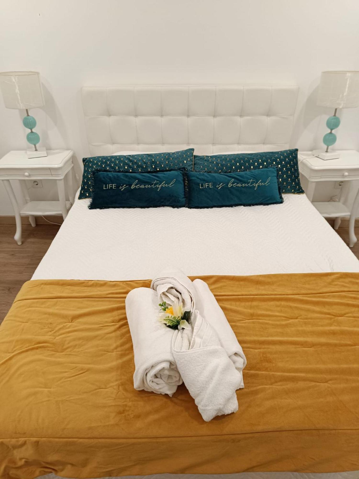 T1 Rosa Dos Ventos, A/C & Terrace - Casas & Papeis Apartment Armação de Pêra Екстериор снимка